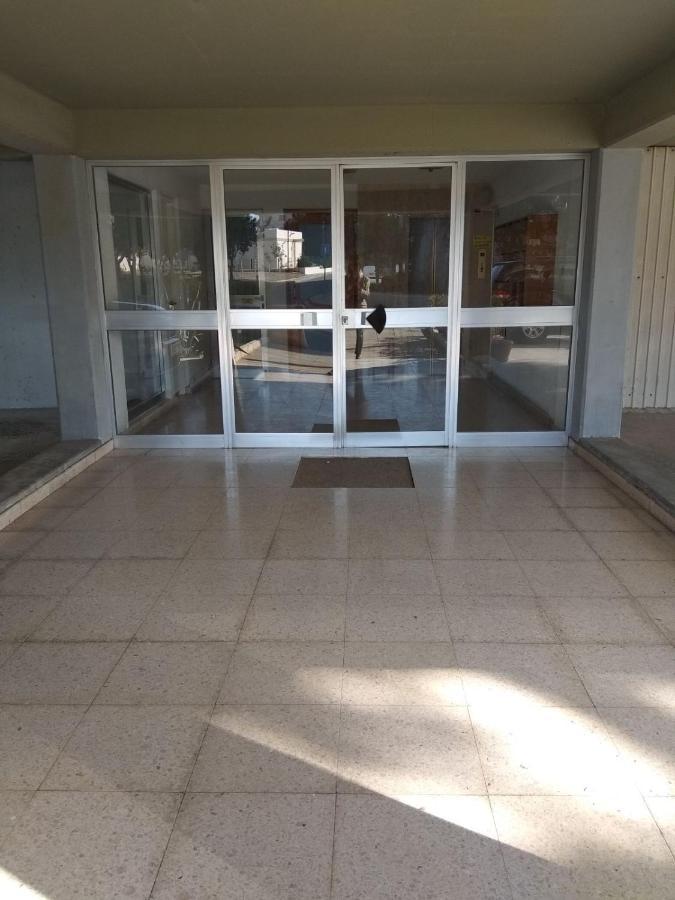 Seaside Spacious Apartment With Sea View Limassol Exterior foto